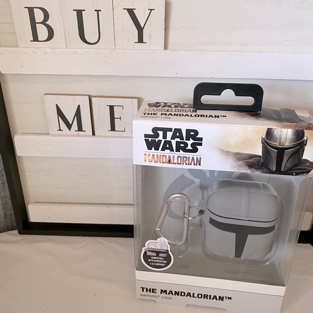 Star Wars The Mandalorian AirPods case